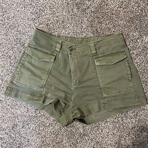 Old navy chino shorts